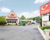 Econo Lodge Inn & Suites