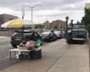 Elmhurst Fruit and Drinks Stand