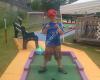 Mini Putt Batting Cage